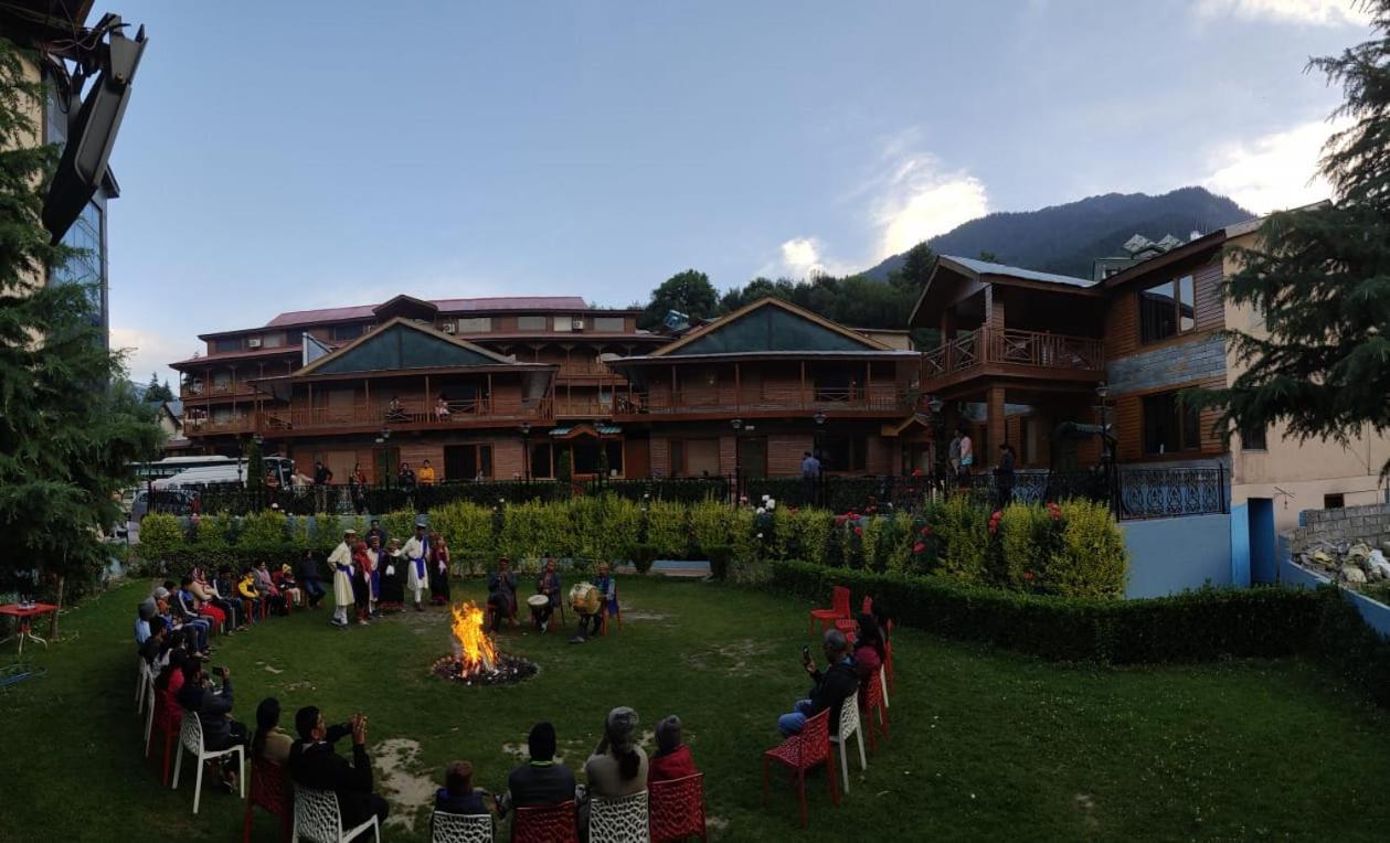 Himalayan Nomad Cottage, Manali ! All 2 Bedroom Independent Cottages ! Personal Lawn Every Cottage ! Parking ! Scenic Mountains View ! Spacious Rooms ! Zewnętrze zdjęcie