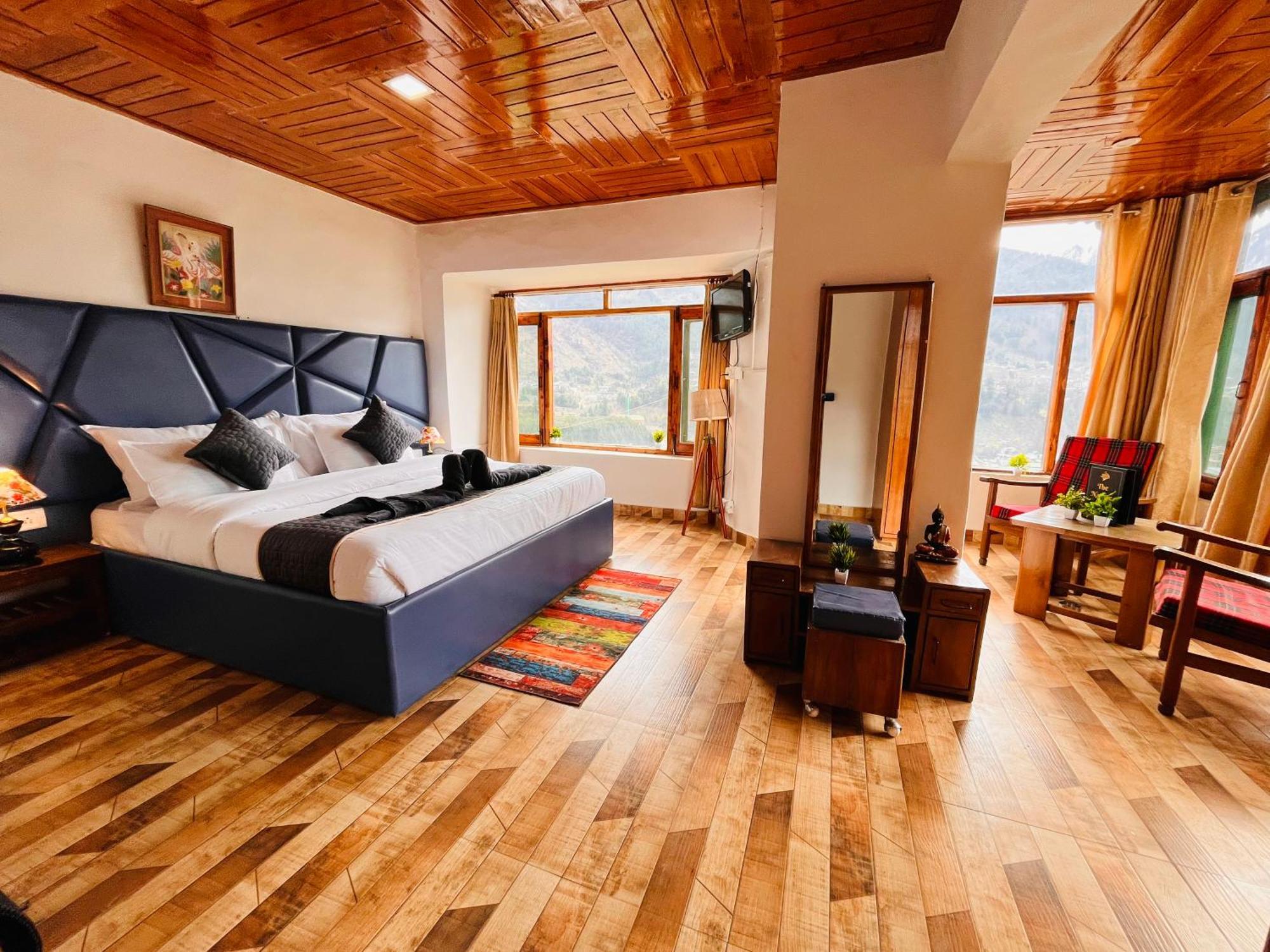 Himalayan Nomad Cottage, Manali ! All 2 Bedroom Independent Cottages ! Personal Lawn Every Cottage ! Parking ! Scenic Mountains View ! Spacious Rooms ! Zewnętrze zdjęcie