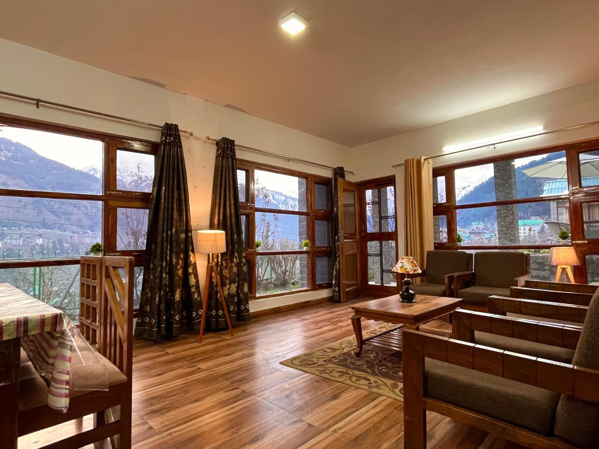 Himalayan Nomad Cottage, Manali ! All 2 Bedroom Independent Cottages ! Personal Lawn Every Cottage ! Parking ! Scenic Mountains View ! Spacious Rooms ! Zewnętrze zdjęcie