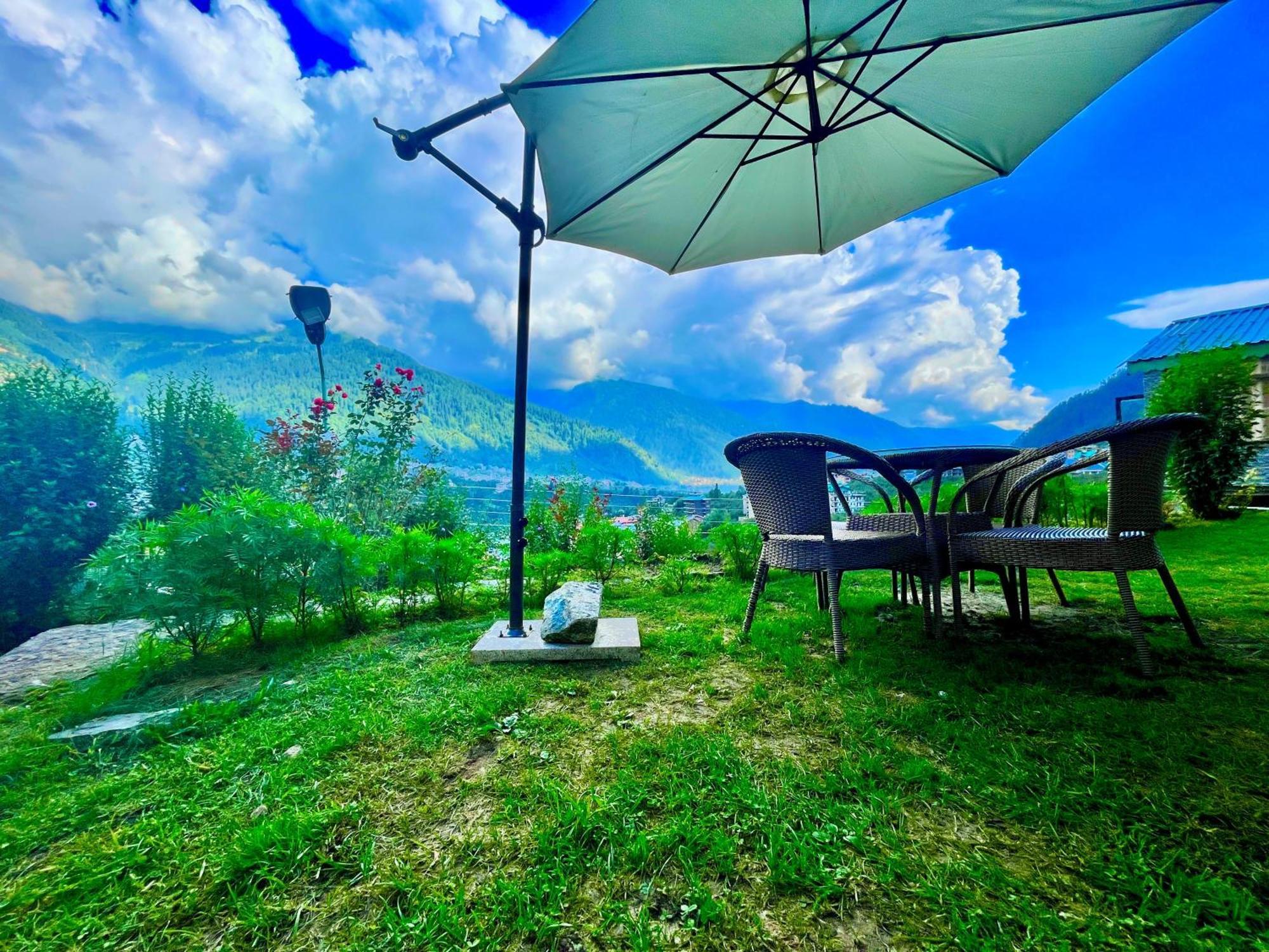 Himalayan Nomad Cottage, Manali ! All 2 Bedroom Independent Cottages ! Personal Lawn Every Cottage ! Parking ! Scenic Mountains View ! Spacious Rooms ! Zewnętrze zdjęcie
