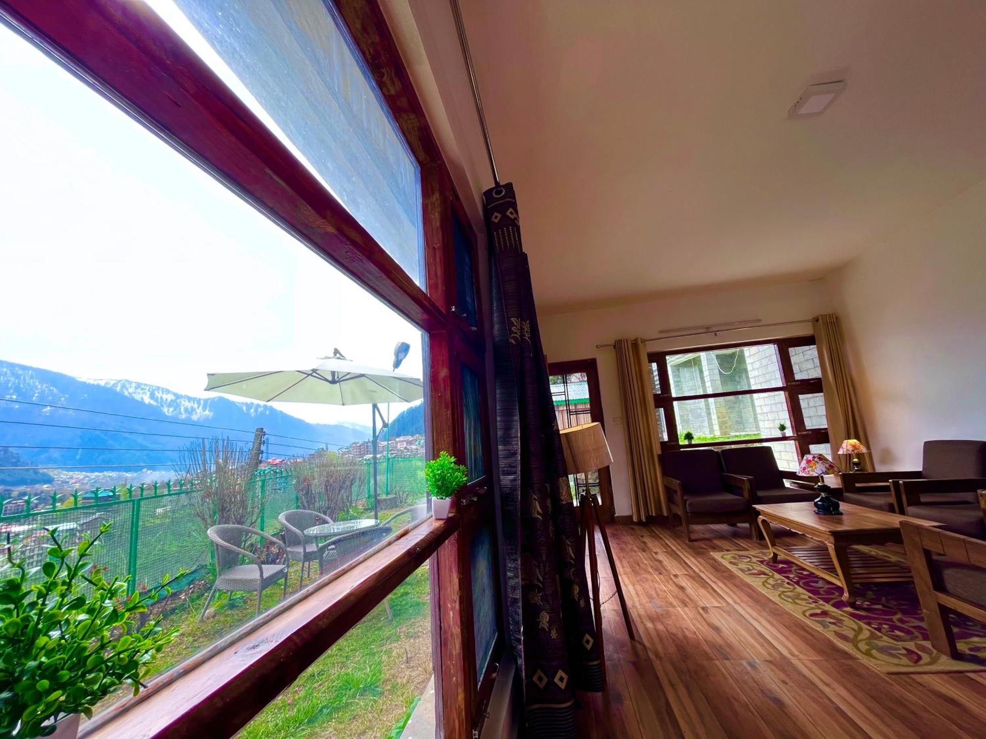 Himalayan Nomad Cottage, Manali ! All 2 Bedroom Independent Cottages ! Personal Lawn Every Cottage ! Parking ! Scenic Mountains View ! Spacious Rooms ! Zewnętrze zdjęcie