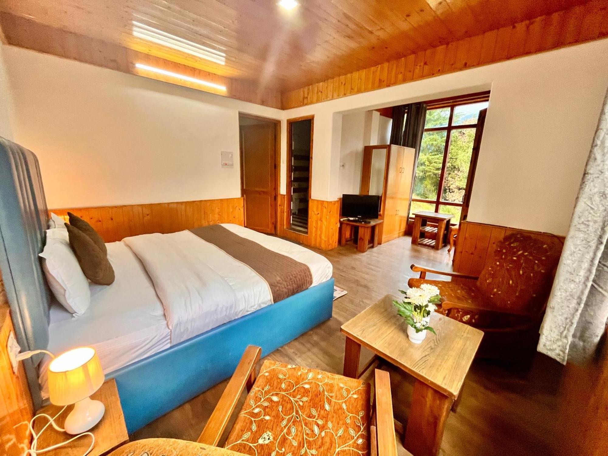 Himalayan Nomad Cottage, Manali ! All 2 Bedroom Independent Cottages ! Personal Lawn Every Cottage ! Parking ! Scenic Mountains View ! Spacious Rooms ! Zewnętrze zdjęcie